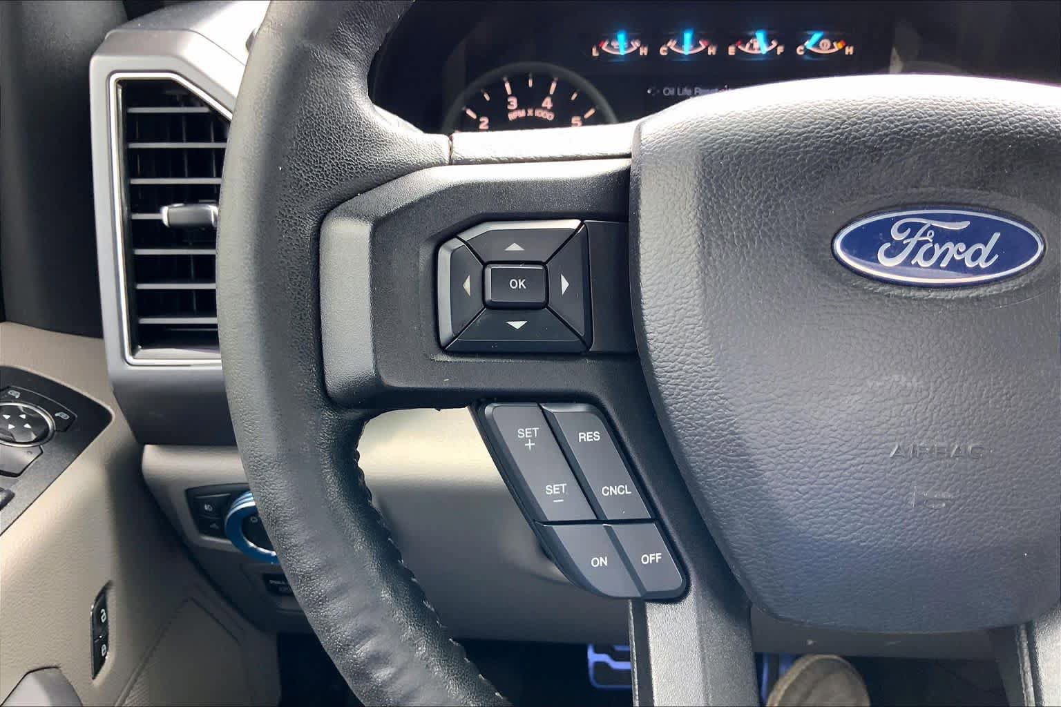 Used 2019 Ford F150 XLT w/ Equipment Group 302A Luxury AWD/4WD image 24