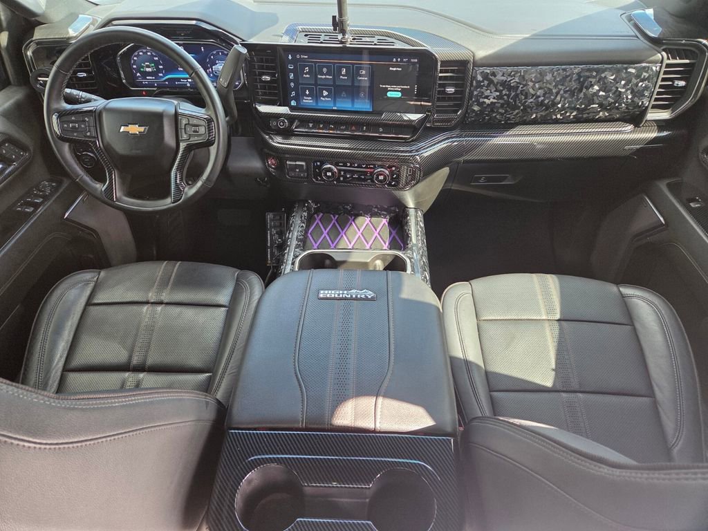 Used 2024 Chevrolet Silverado 2500 High Country w/ High Country Premium Package image 17