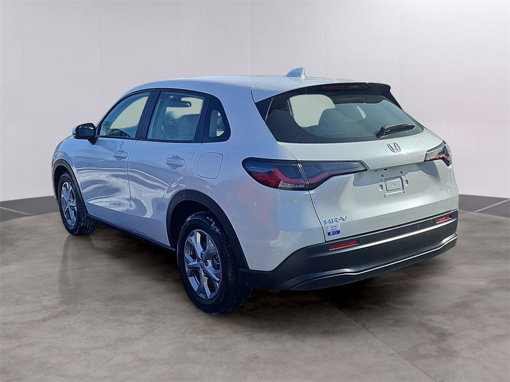 Certified 2025 Honda HR-V LX image 6