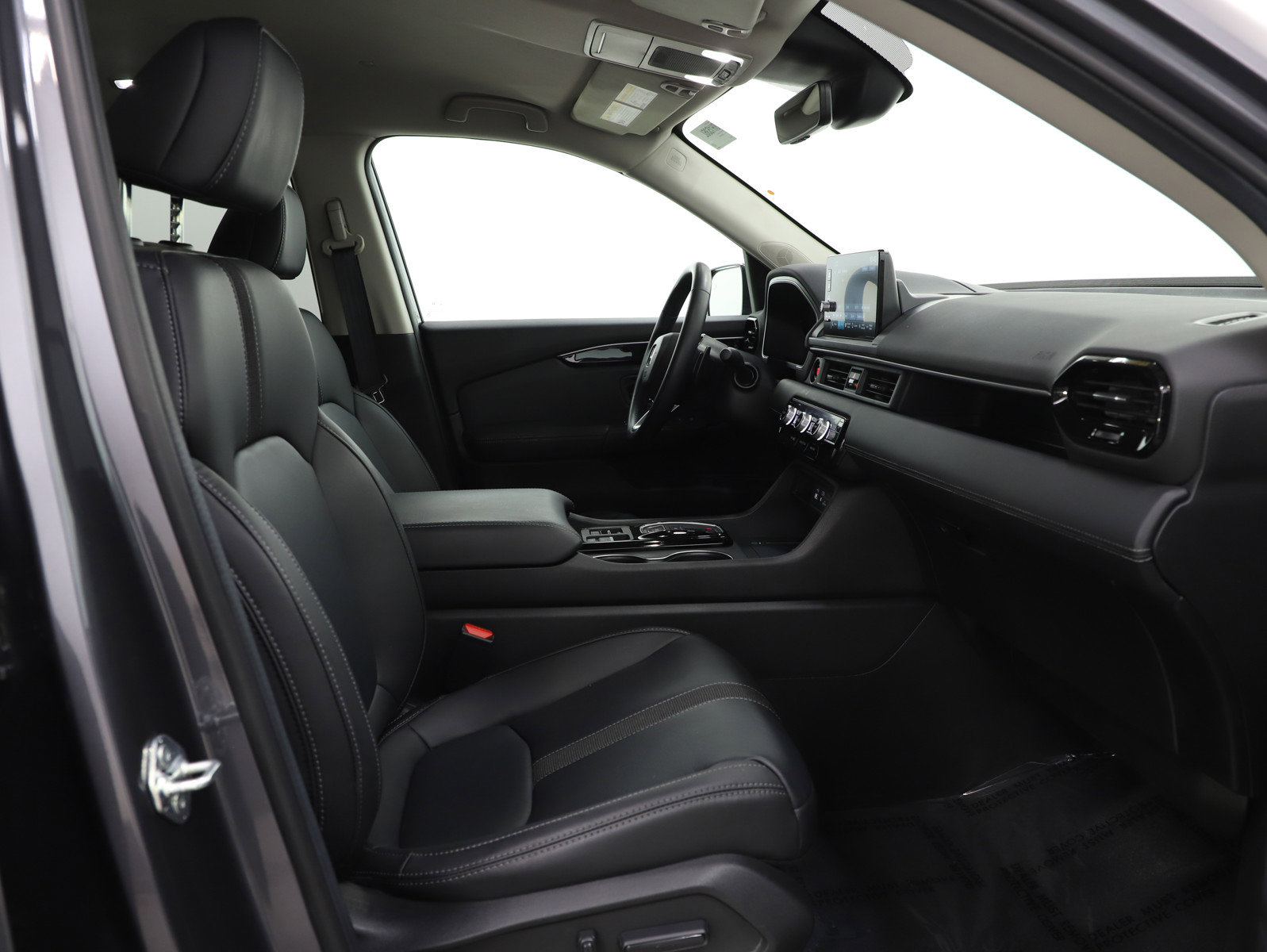 Used 2025 Honda Pilot EX-L image 14