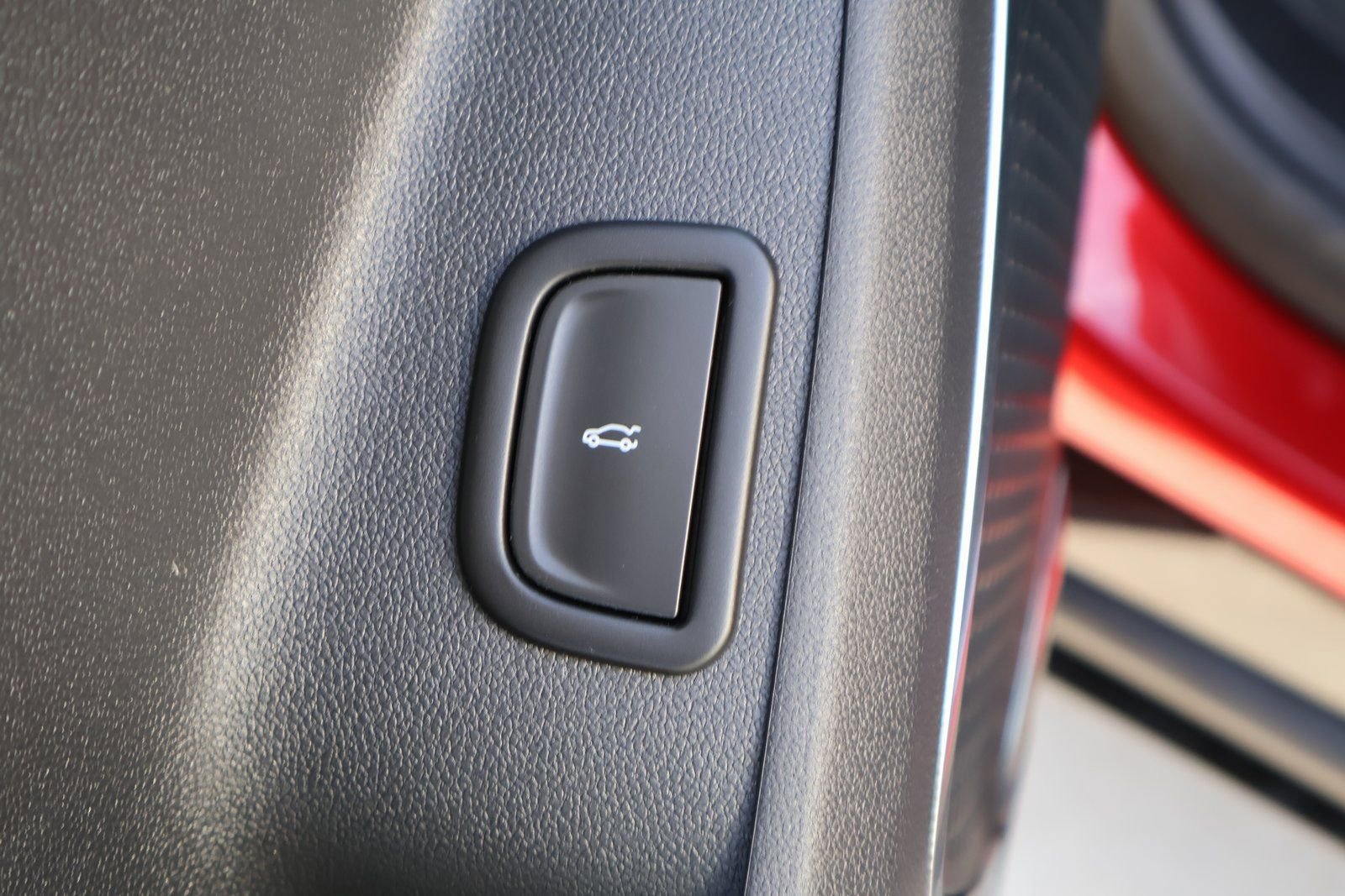 Used 2024 Chevrolet Traverse RS w/ LPO, Floor Liner Package image 25