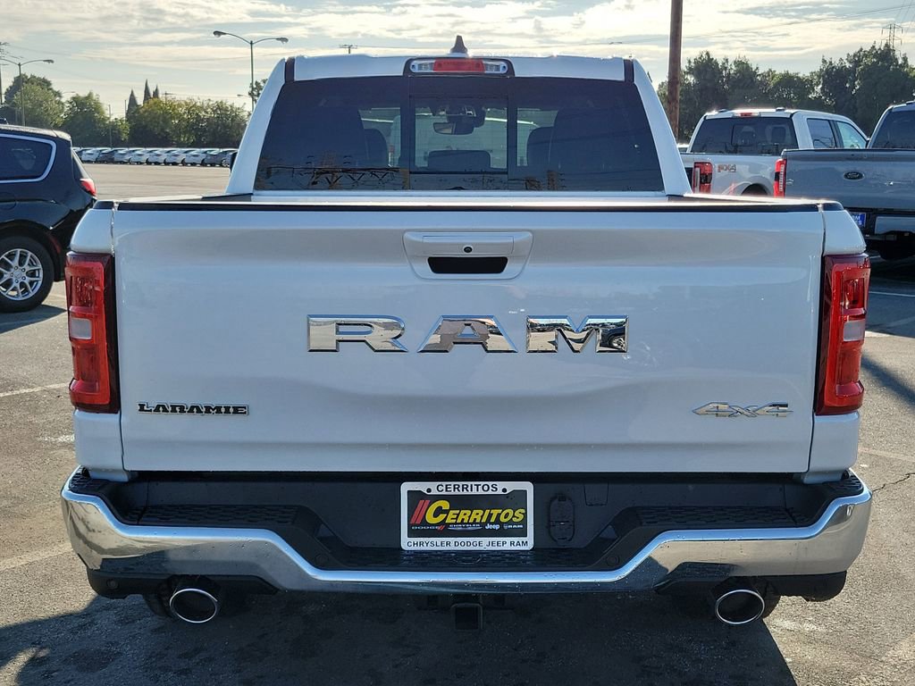 New 2026 RAM 1500 Laramie AWD/4WD image 16