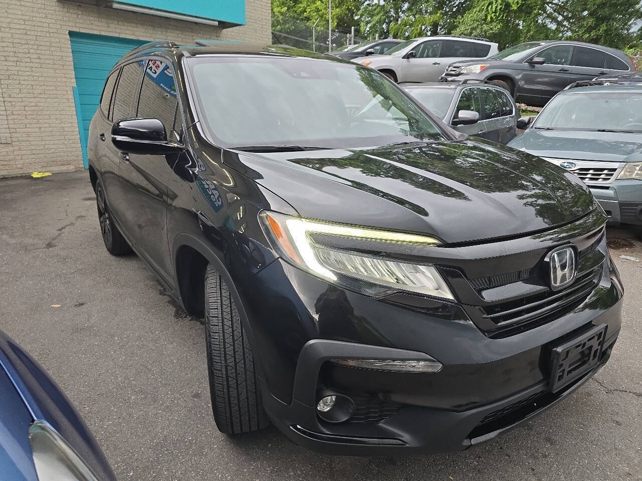 Used 2020 Honda Pilot Black Edition image 11