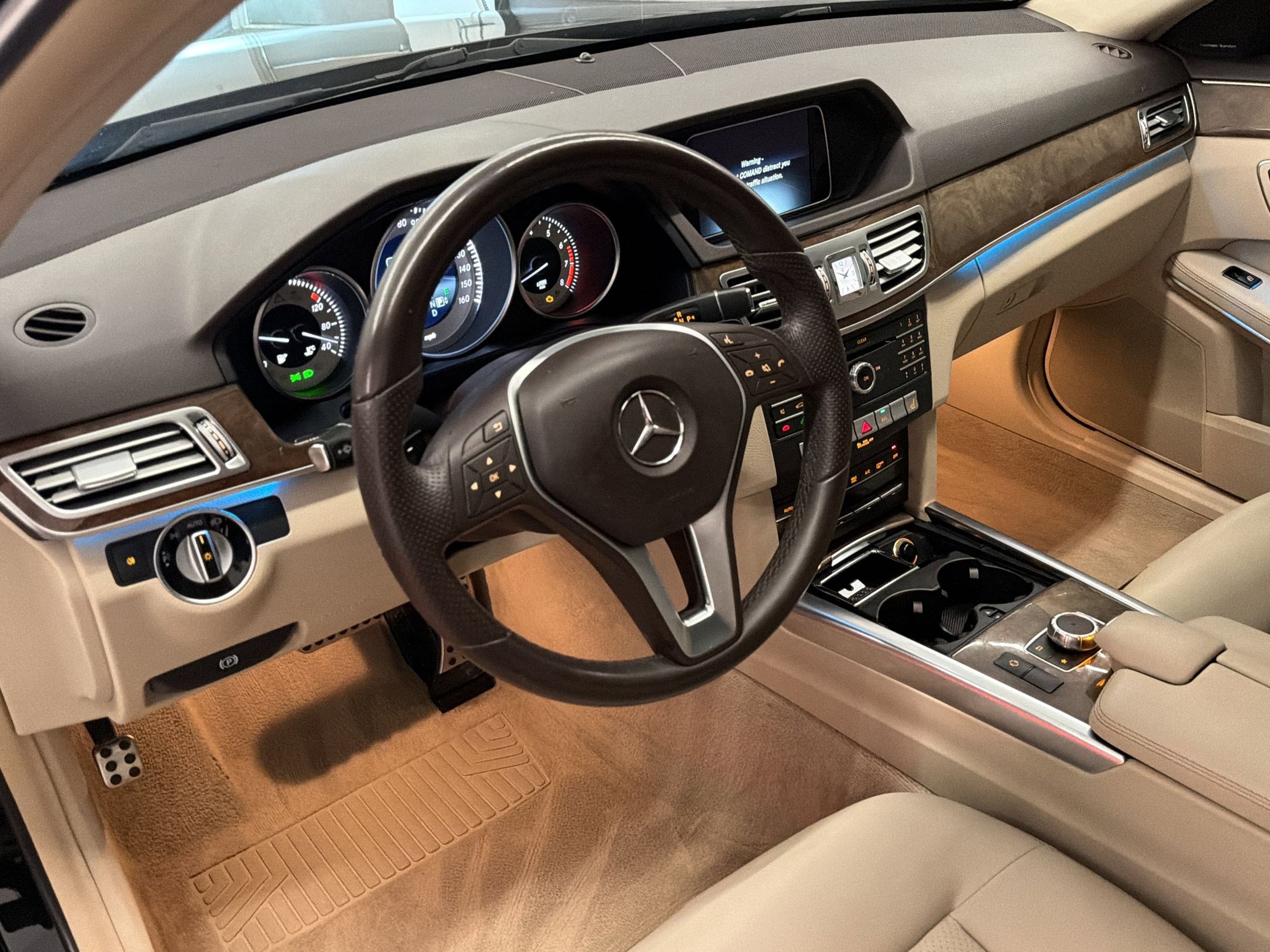 Certified 2016 Mercedes-Benz E 350 Sedan image 4