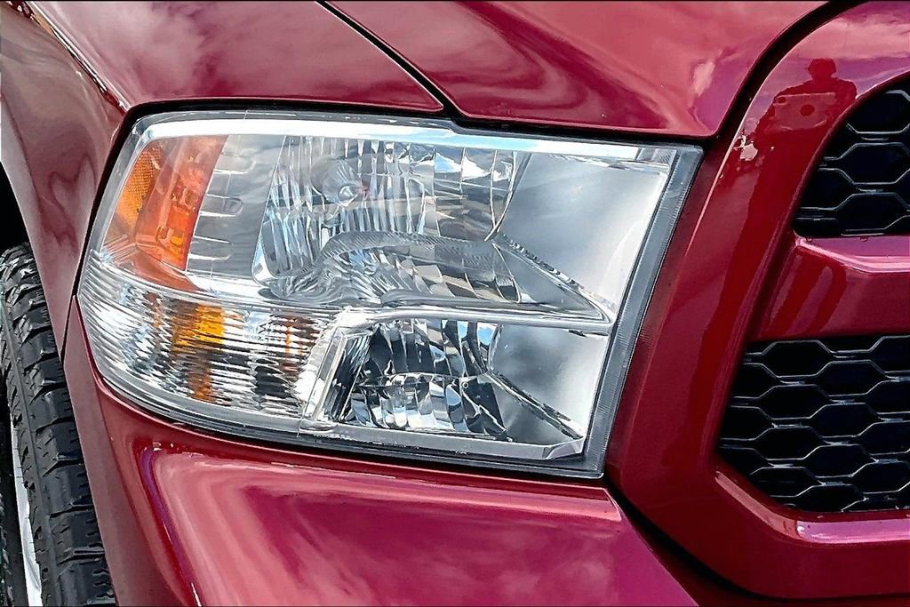 Used 2014 RAM 1500 Express image 29