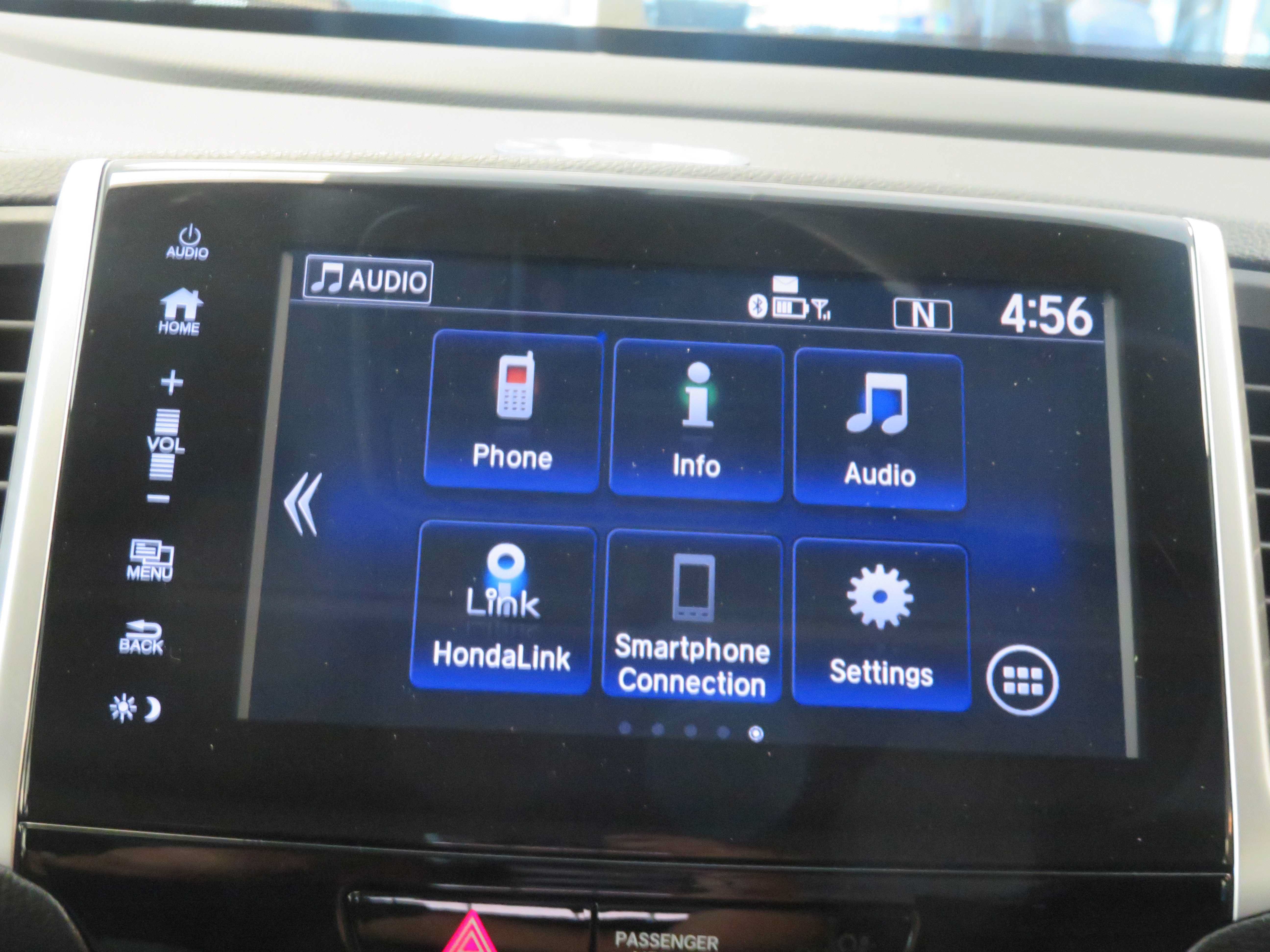 Used 2017 Honda Pilot EX-L image 39