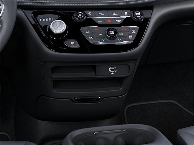 New 2026 Chrysler Pacifica Select image 24