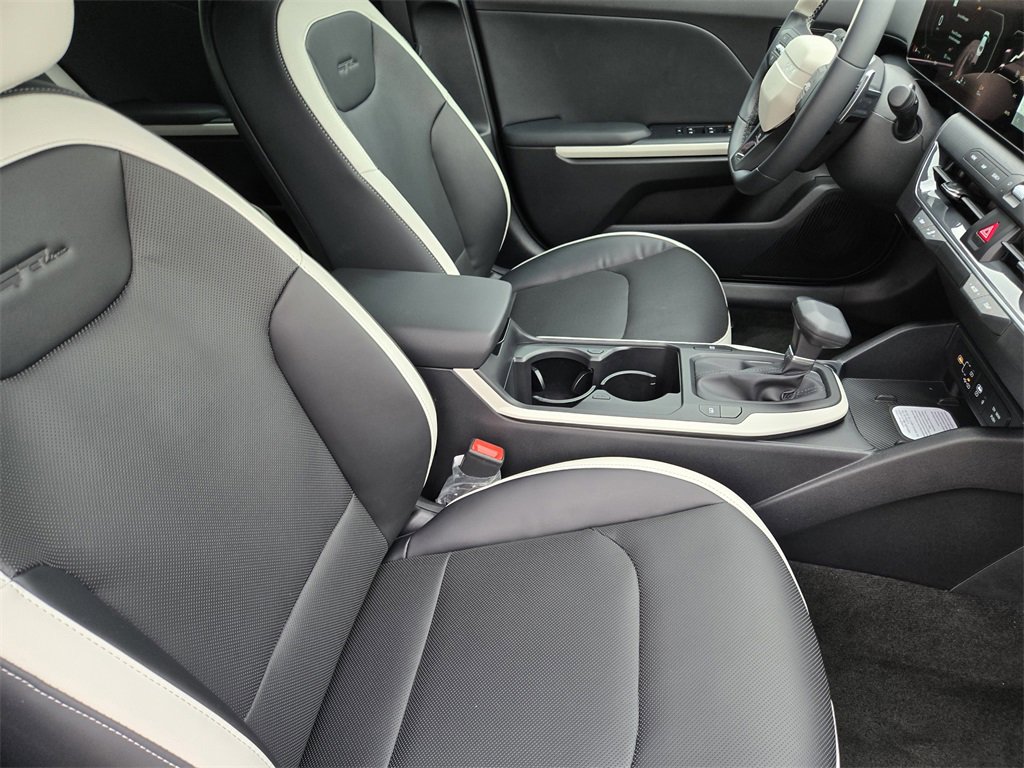 New 2025 Kia K4 GT-Line w/ GT-Line Premium Package image 10