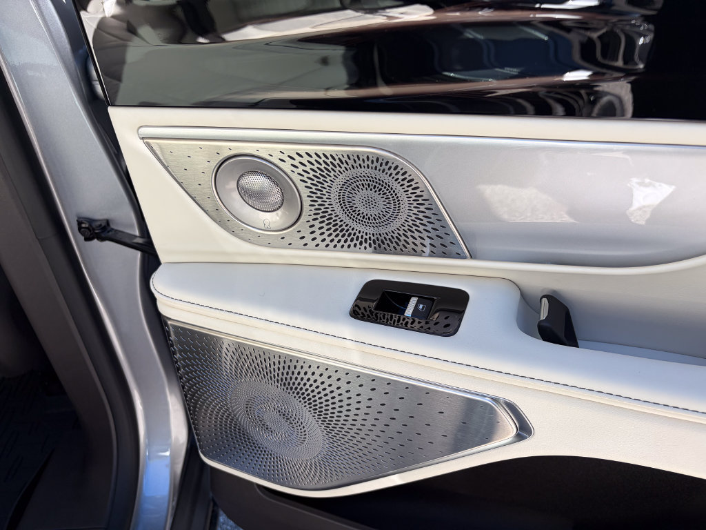 New 2026 Lincoln Nautilus Black Label AWD/4WD image 31