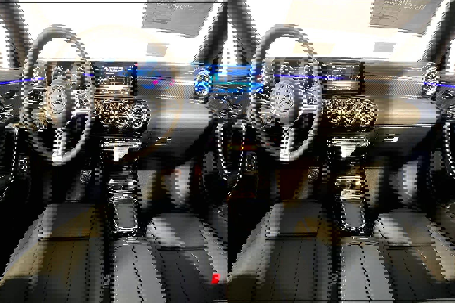 New 2026 Mercedes-Benz CLA 250 4MATIC image 13