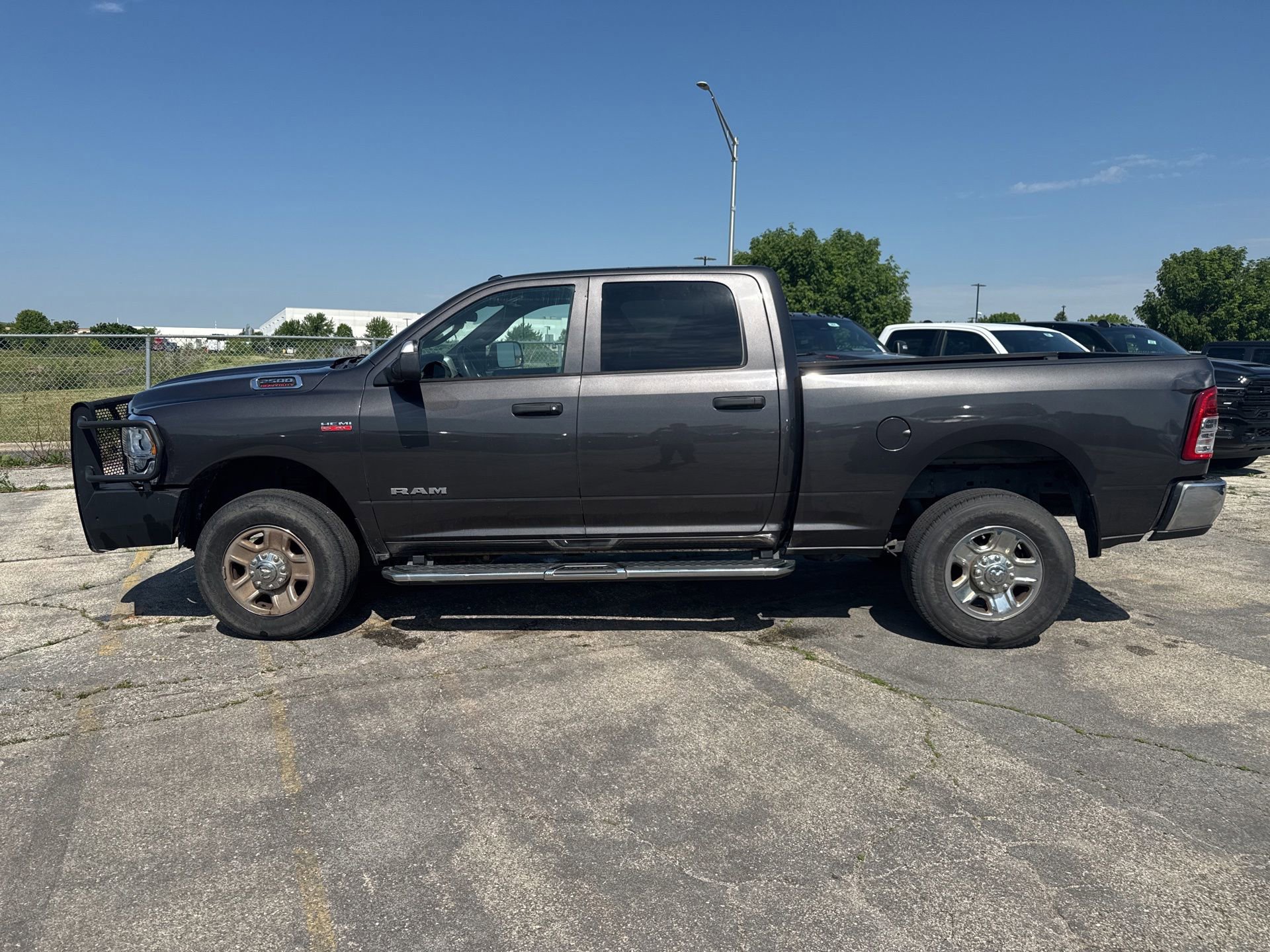 Used 2021 RAM 2500 Tradesman w/ Chrome Appearance Group AWD/4WD image 8