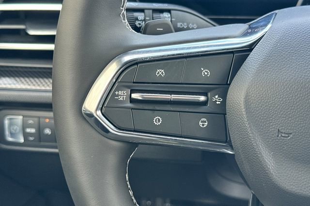 New 2026 Chevrolet Traverse High Country FWD image 33