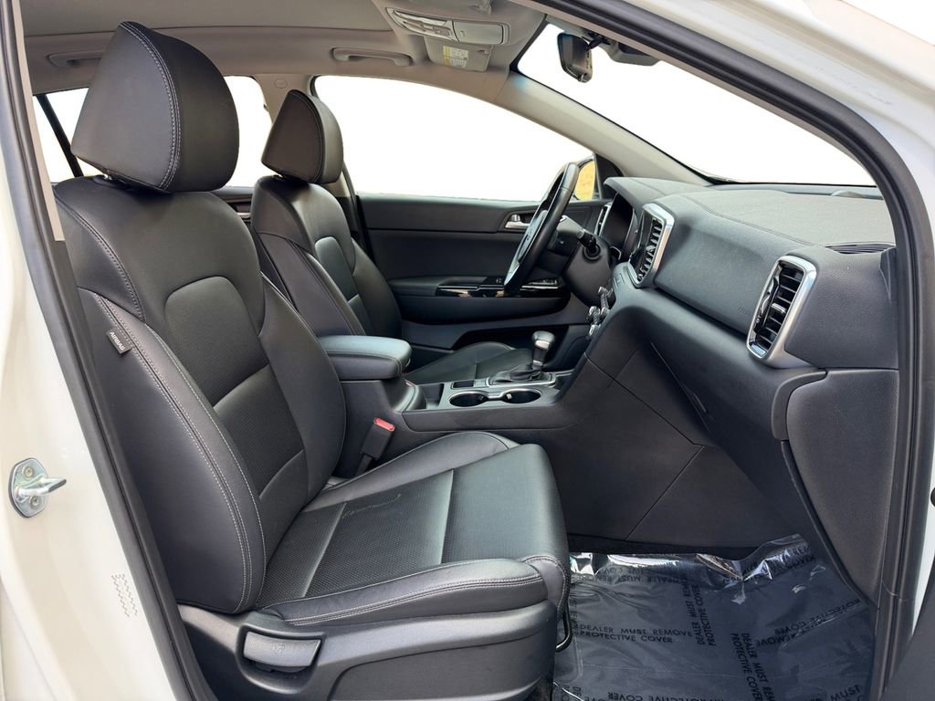 Used 2022 Kia Sportage EX image 18