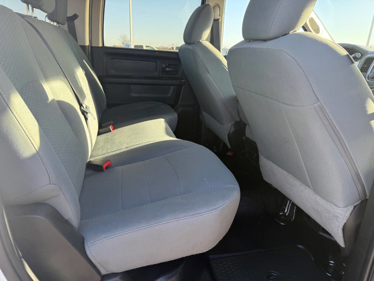 Used 2018 RAM 2500 Tradesman w/ Chrome Appearance Group image 29