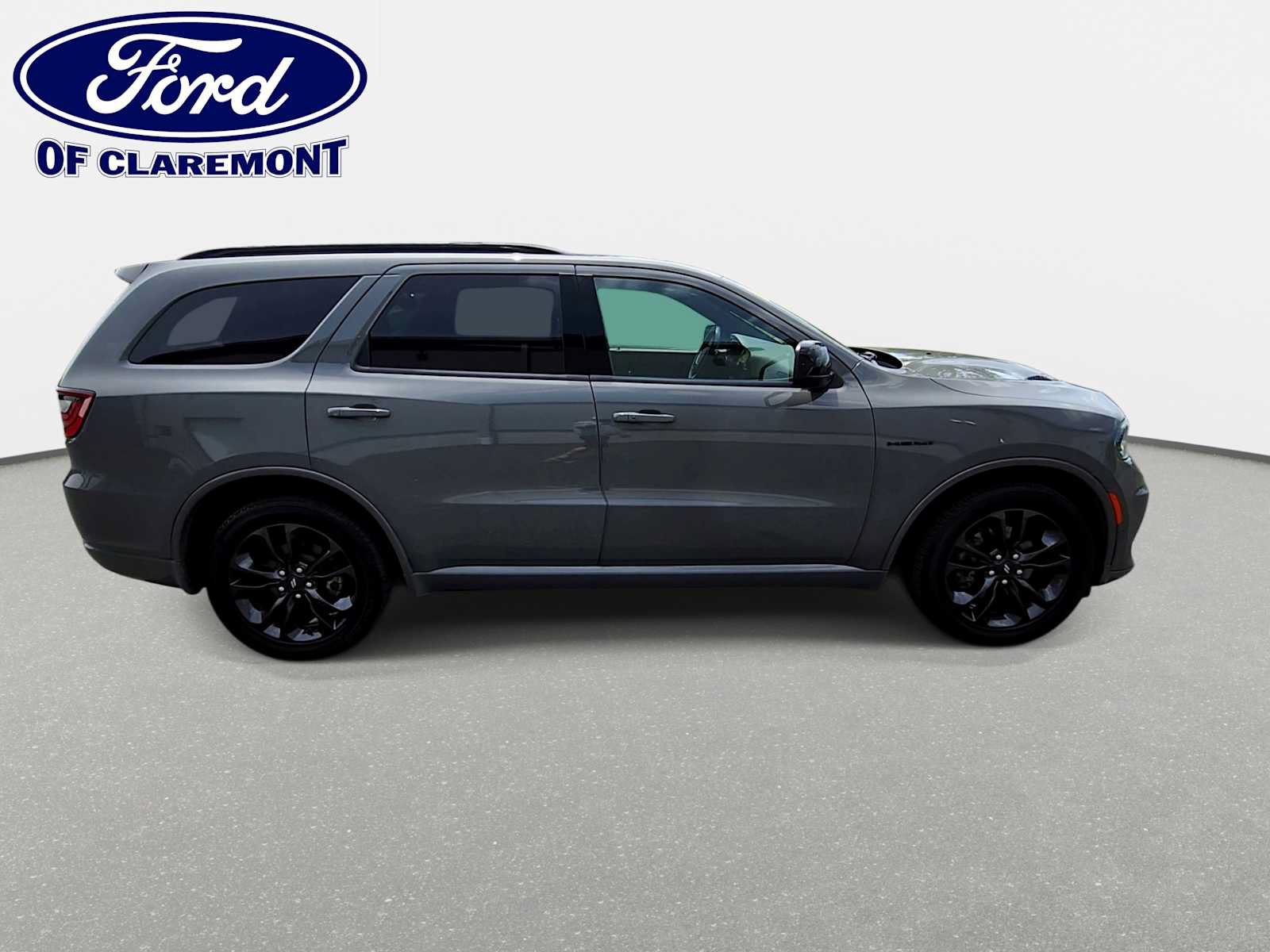 Used 2024 Dodge Durango R/T w/ Blacktop Package AWD/4WD image 9
