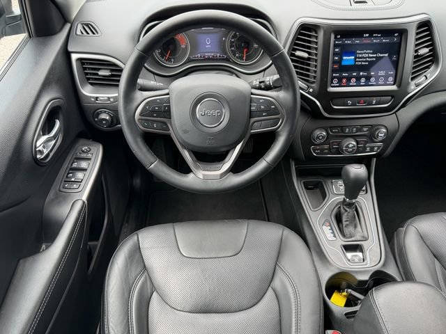 Used 2021 Jeep Cherokee Latitude Lux w/ Sun & Sound Group FWD image 17