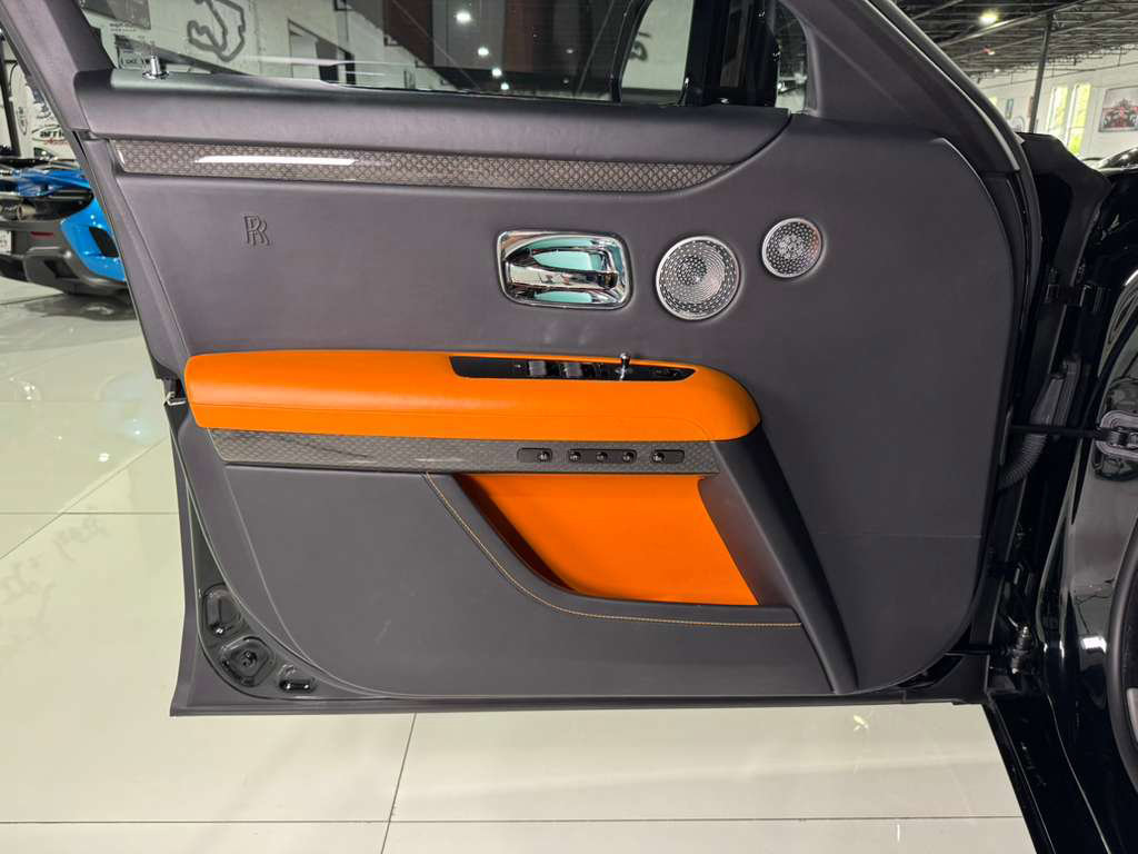Used 2022 Rolls-Royce Ghost Black Badge image 40