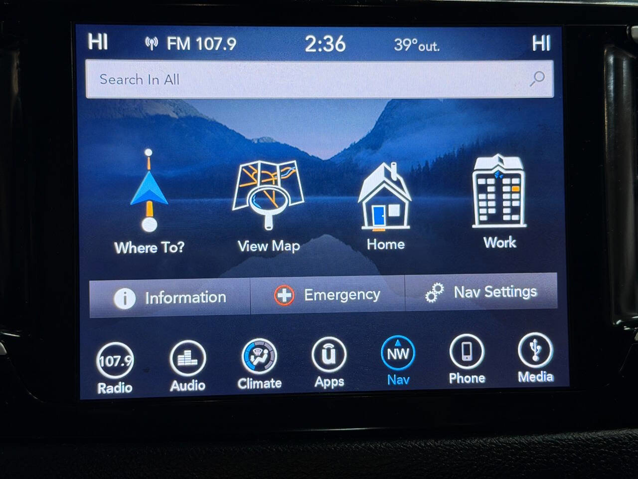 Used 2019 Chrysler Pacifica Touring Plus FWD image 42