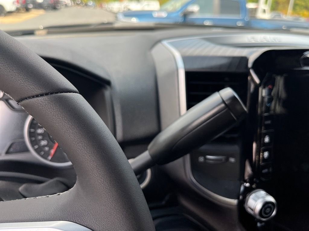 Used 2025 RAM 2500 Big Horn image 28