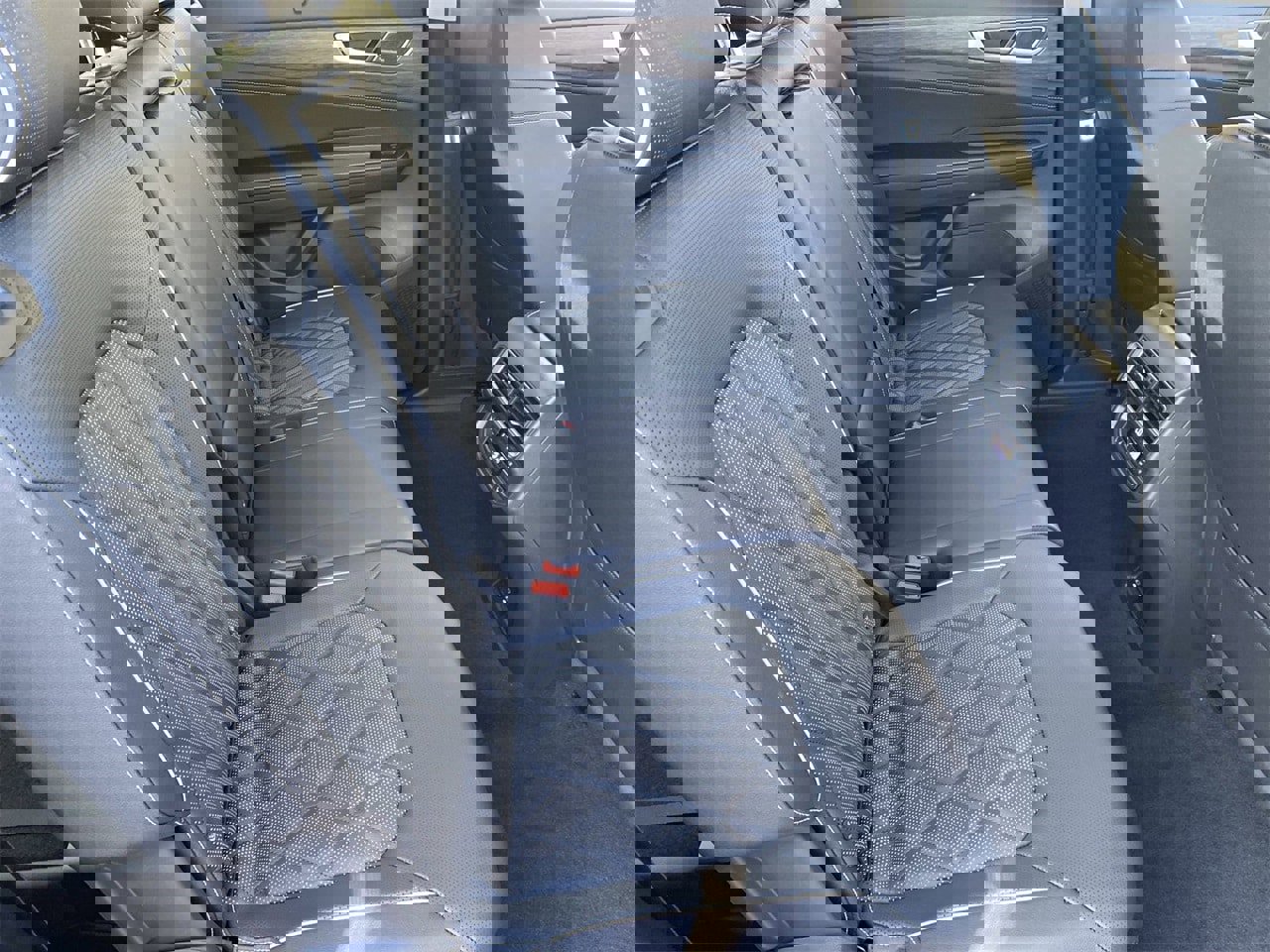 New 2026 Volkswagen Atlas SEL Premium R-Line image 9