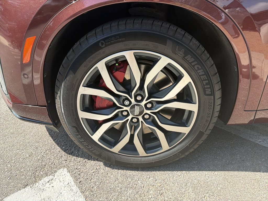 Certified 2023 Cadillac XT6 Sport w/ Platinum Package AWD/4WD image 15
