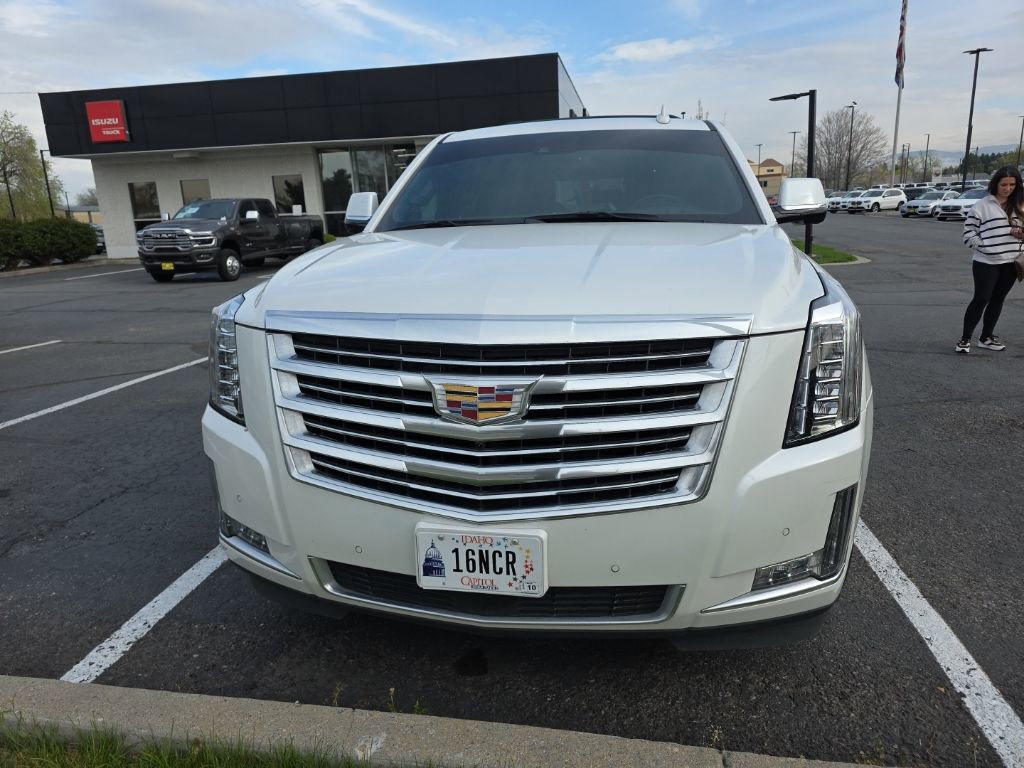 Used 2020 Cadillac Escalade Platinum