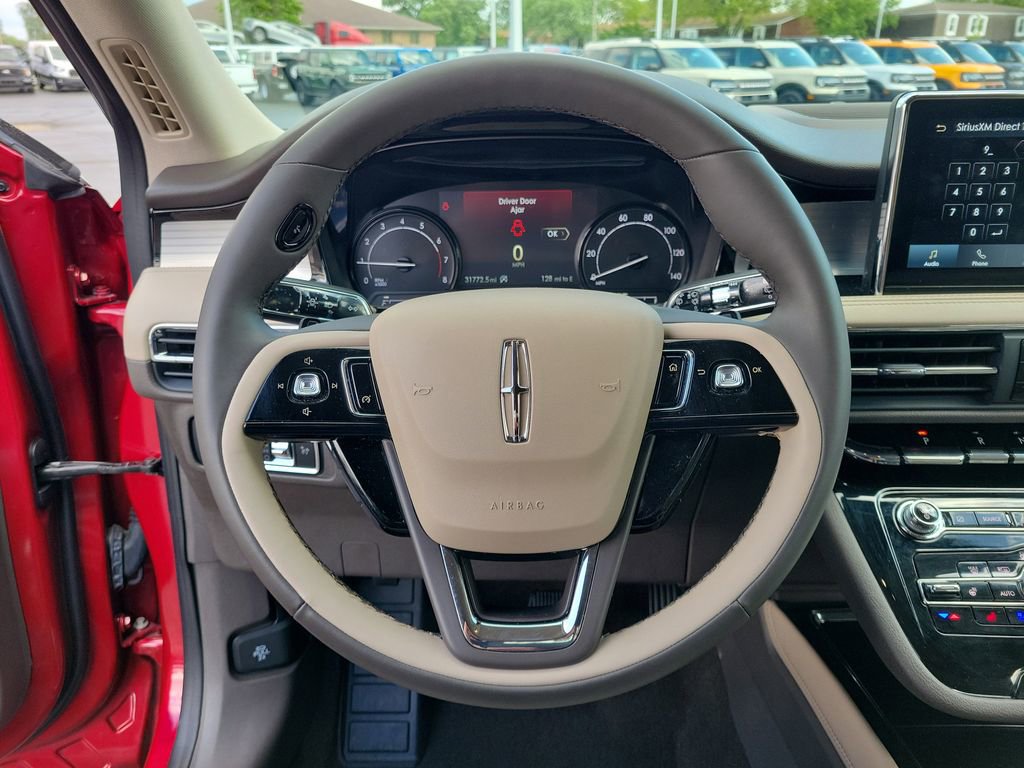 Certified 2022 Lincoln Corsair AWD w/ Equipment Group 101A image 24