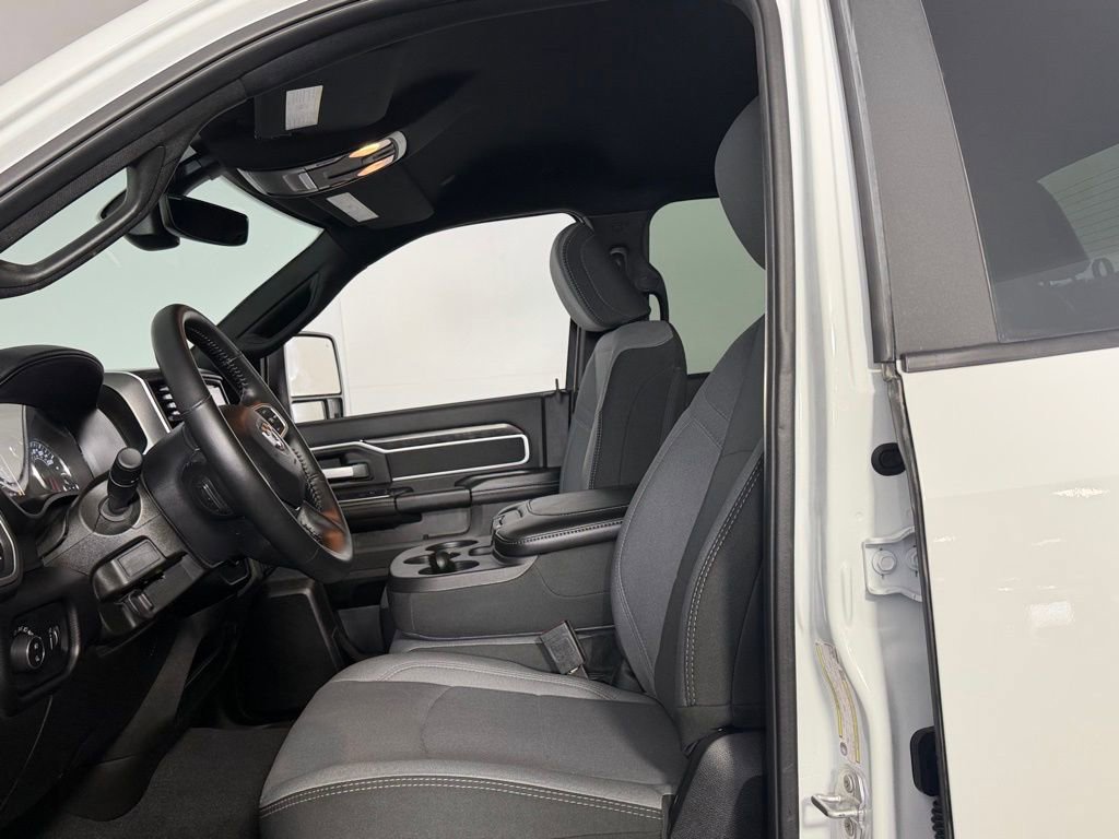 Used 2024 RAM 2500 Big Horn w/ Protection Group image 19