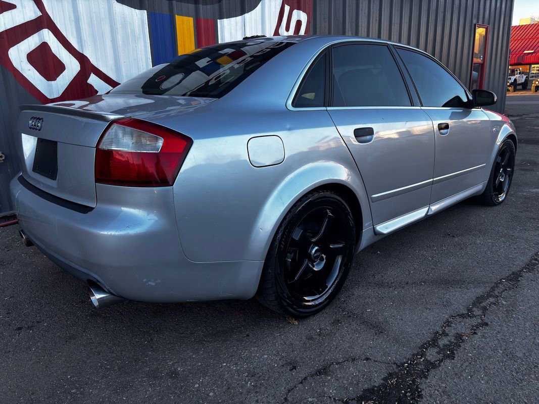 Used 2004 Audi S4 quattro image 2