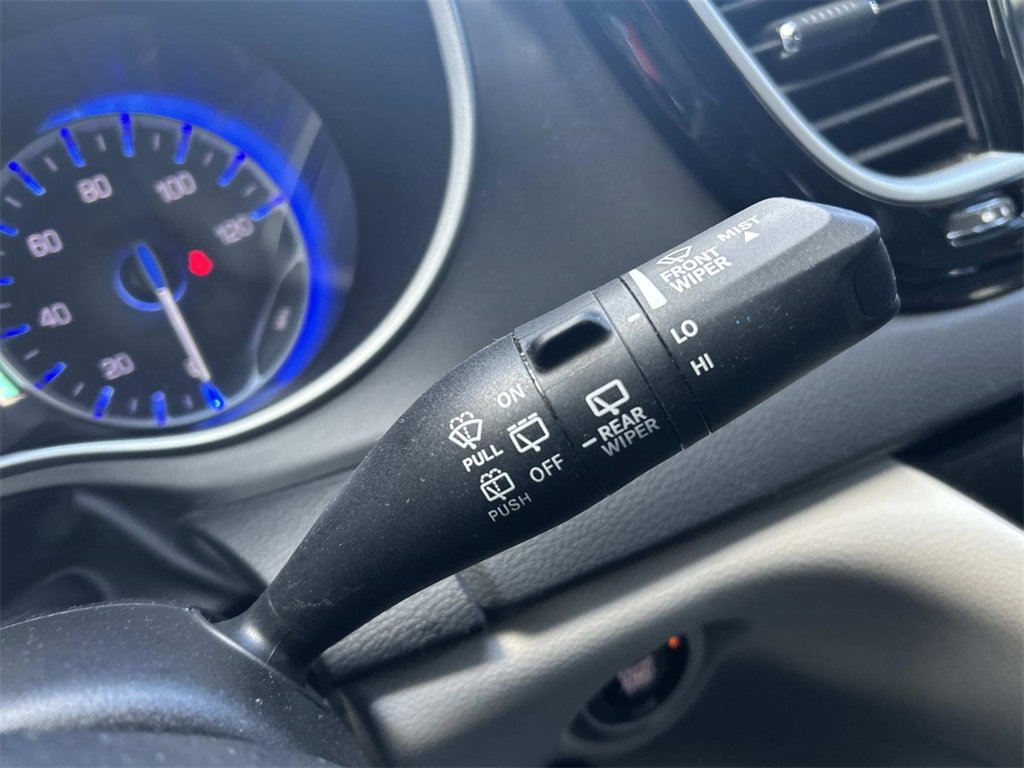 Used 2024 Chrysler Pacifica Touring-L image 24