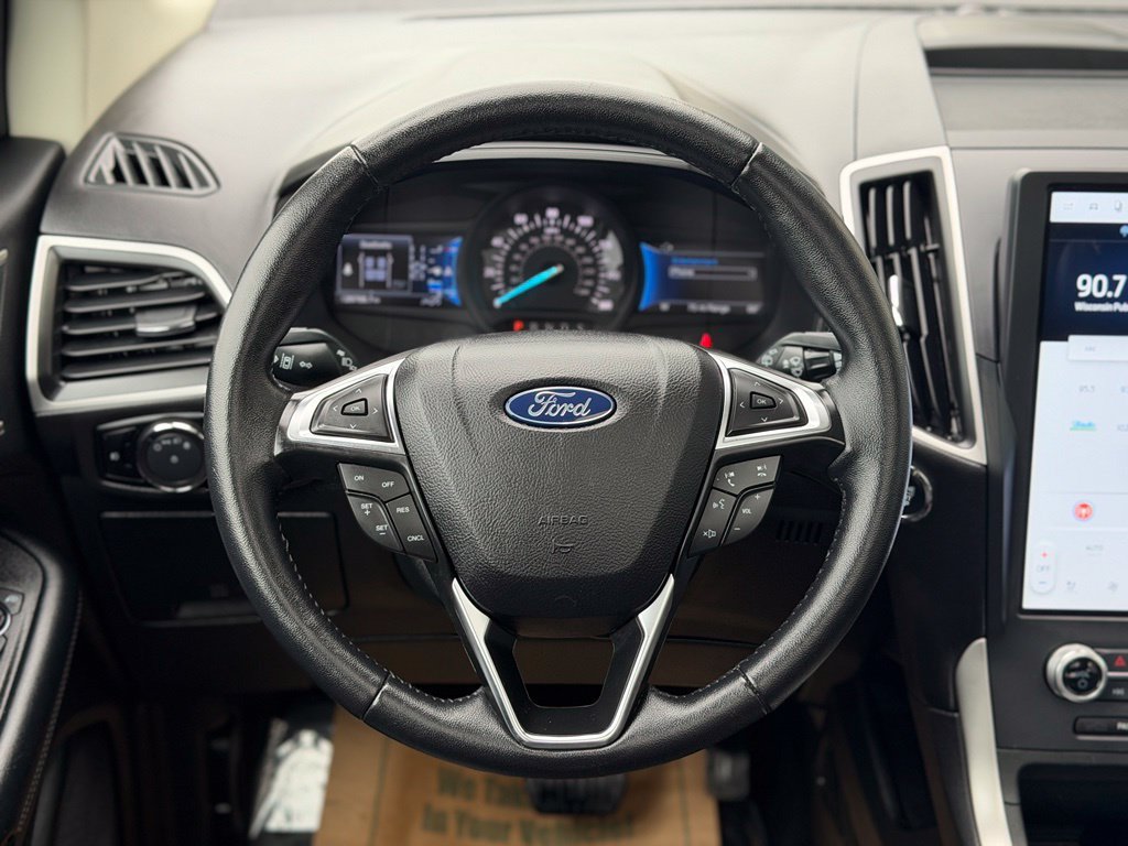Used 2024 Ford Edge SEL w/ Convenience Package AWD/4WD image 16