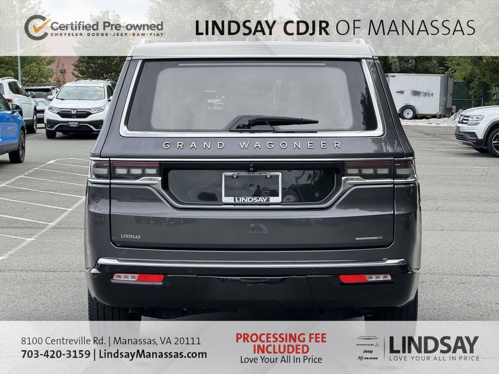 Used 2024 Jeep Grand Wagoneer Series III w/ HD Trailer Tow Package AWD/4WD image 8
