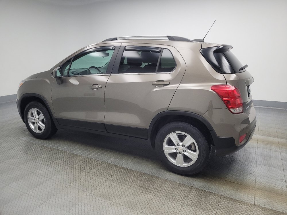 Used 2020 Chevrolet Trax LT w/ LT Convenience Package image 3