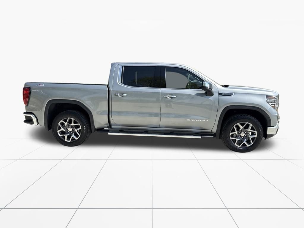 Used 2024 GMC Sierra 1500 SLT w/ SLT Premium Plus Package image 10