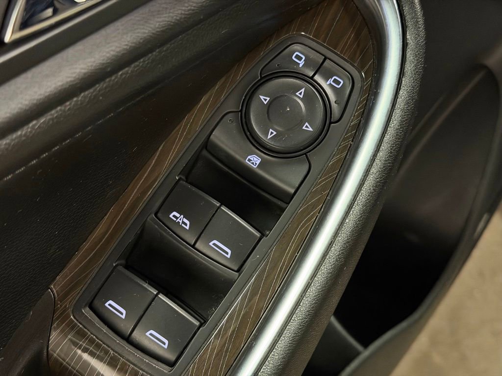 Used 2016 Chevrolet Malibu Premier w/ Driver Confidence Package image 31