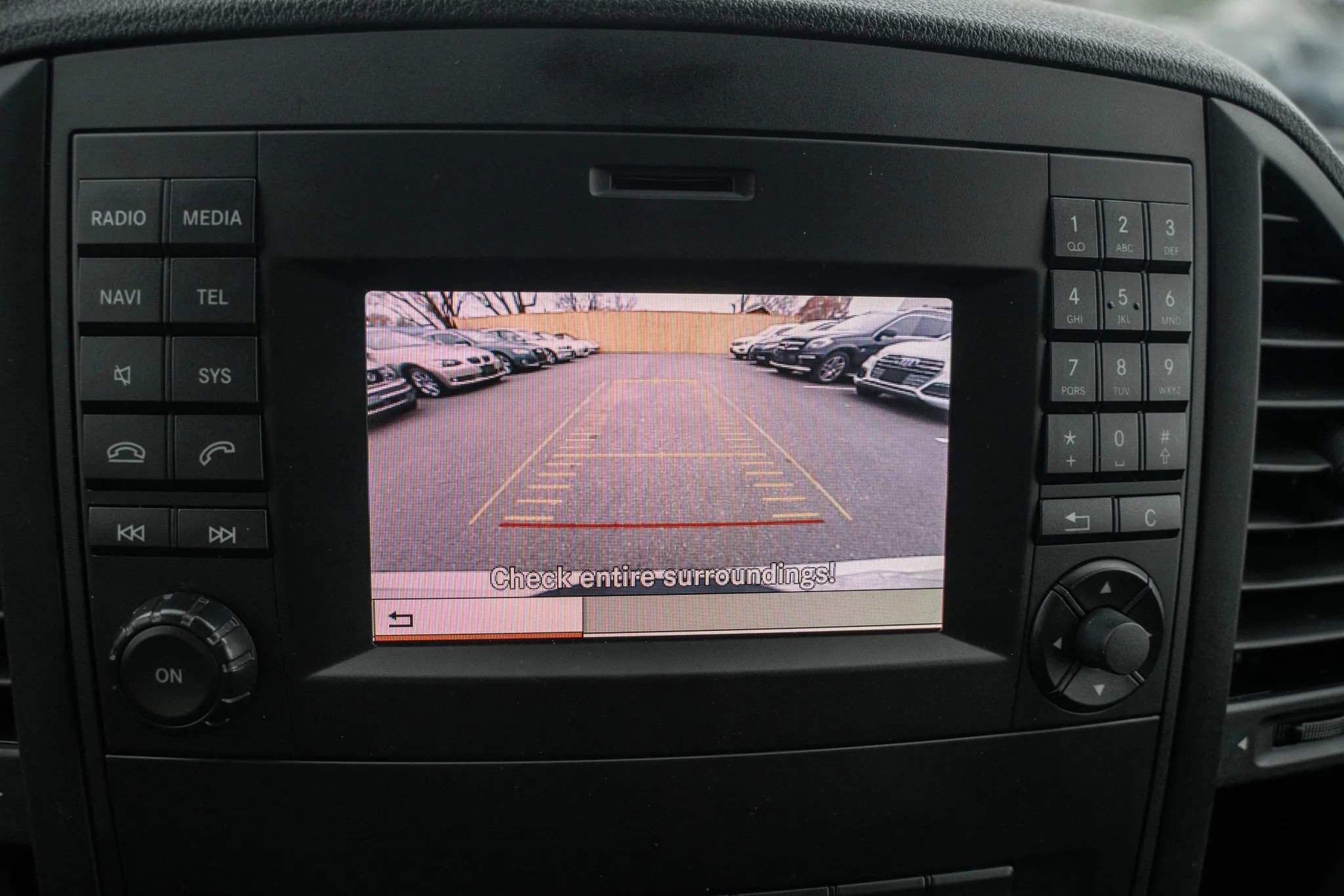 Used 2017 Mercedes-Benz Metris Van 4D image 18