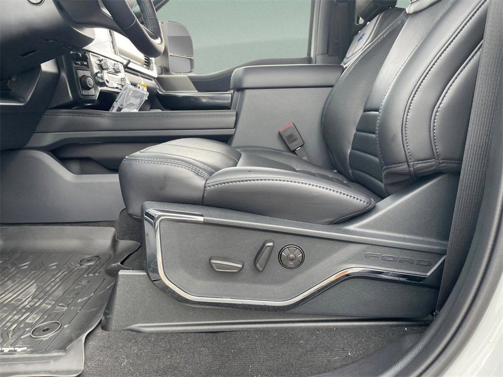 New 2026 Ford F250 Platinum image 16