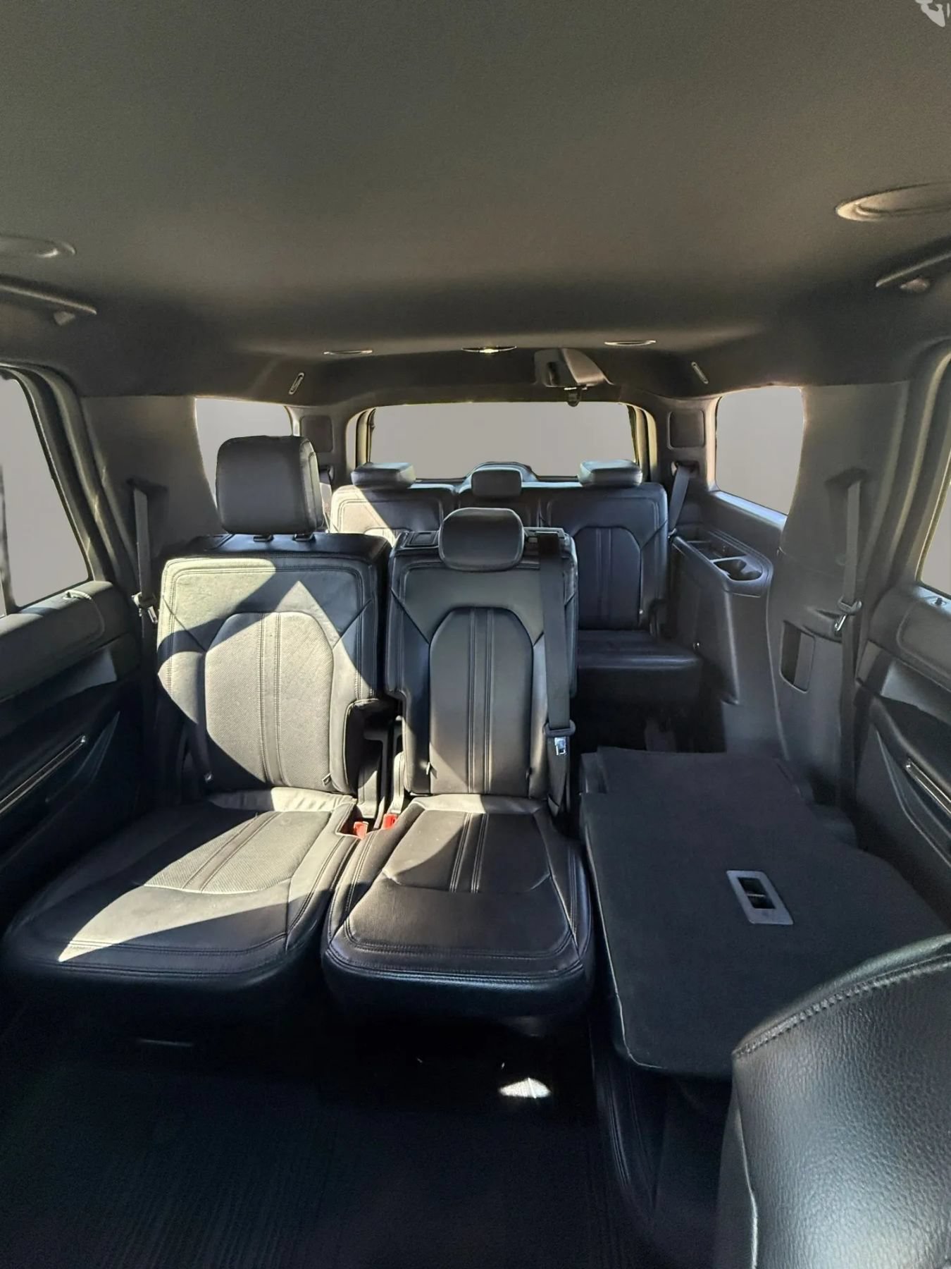 Used 2018 Ford Expedition Limited AWD/4WD image 26
