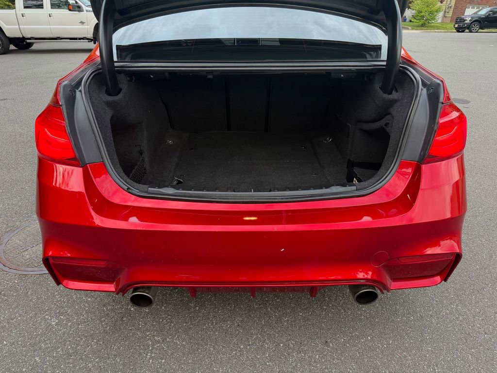 Used 2013 BMW 335i xDrive Sedan AWD/4WD image 26