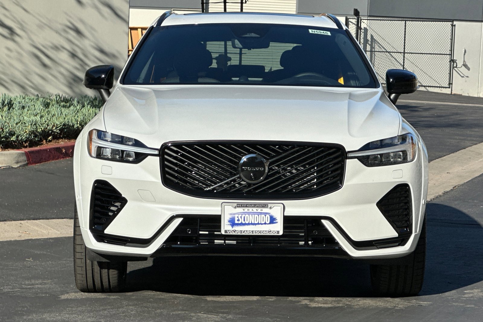 New 2026 Volvo XC60 T8 Polestar image 3