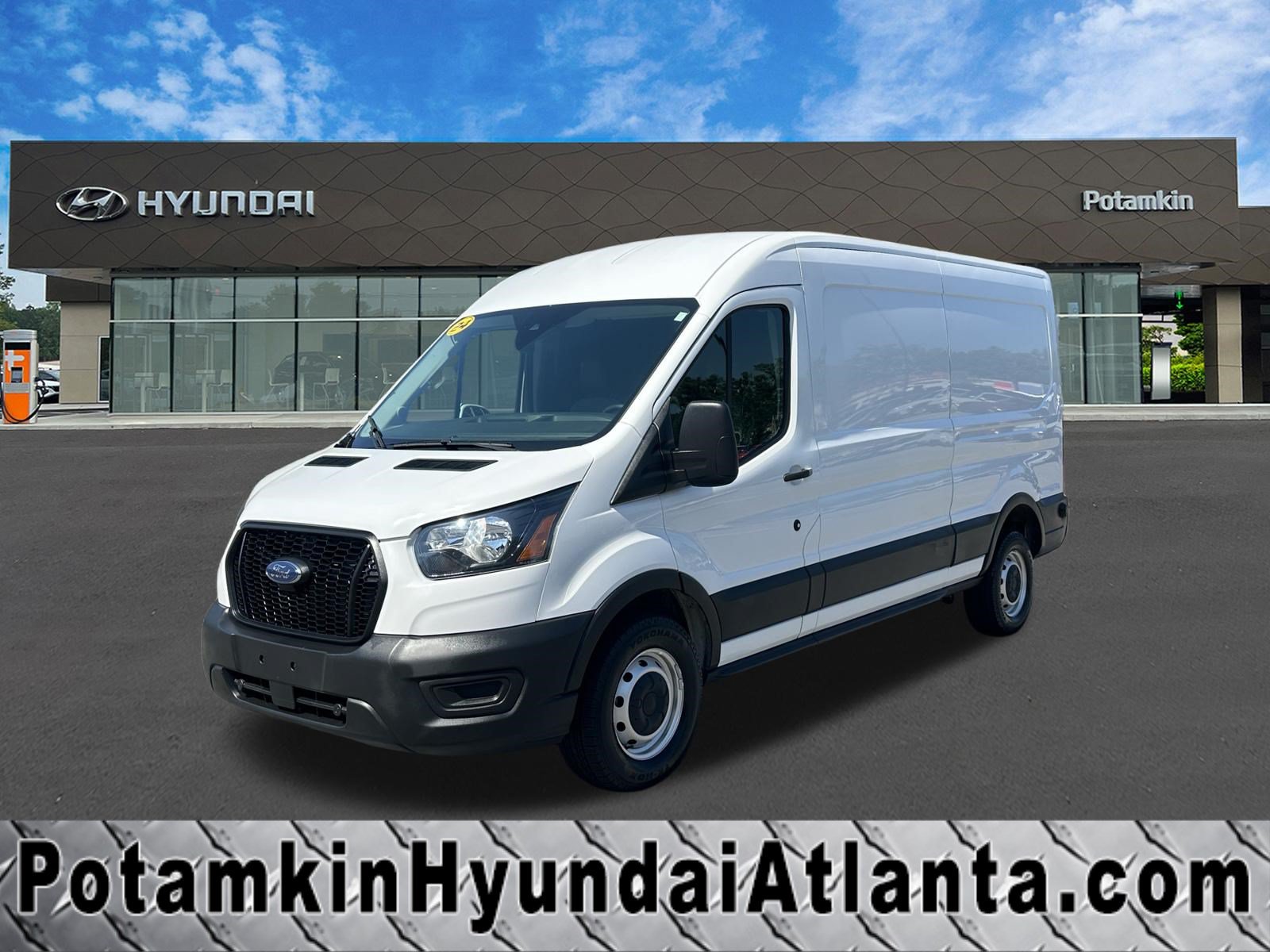Used 2024 Ford Transit 250 148 Medium Roof w/ Load Area Protection Package RWD image 1