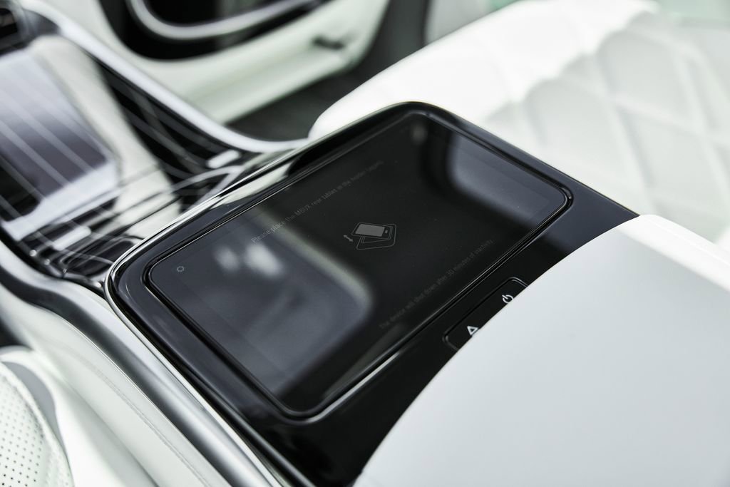 Used 2024 Mercedes-Benz Maybach EQS 680 4MATIC image 58