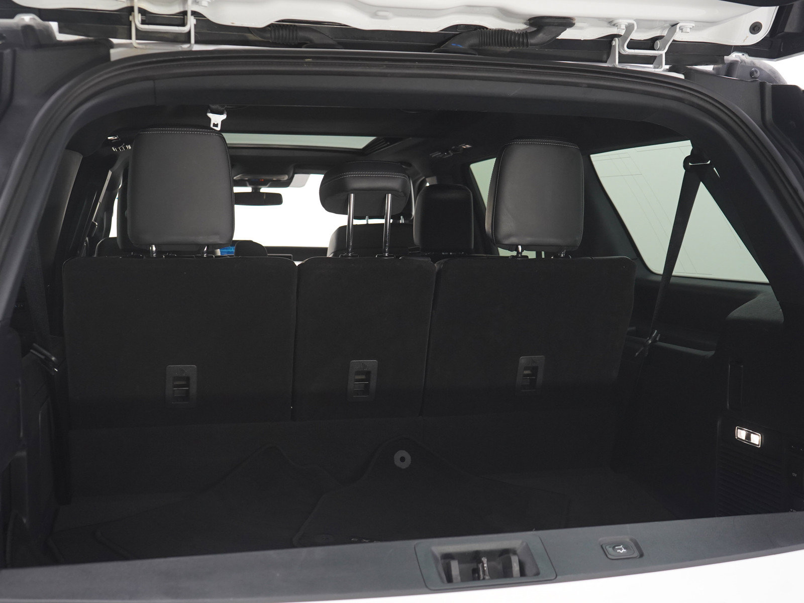 Used 2025 Ford Expedition Max Platinum w/ Stealth Appearance Package AWD/4WD image 11