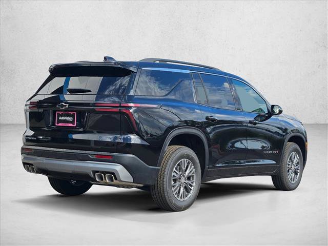 New 2027 Chevrolet Traverse LT FWD image 2