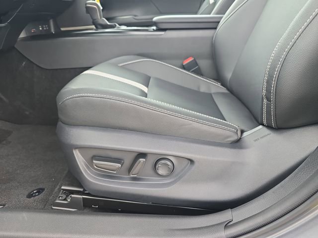 Used 2026 Toyota Camry SE w/ Convenience Package FWD image 29