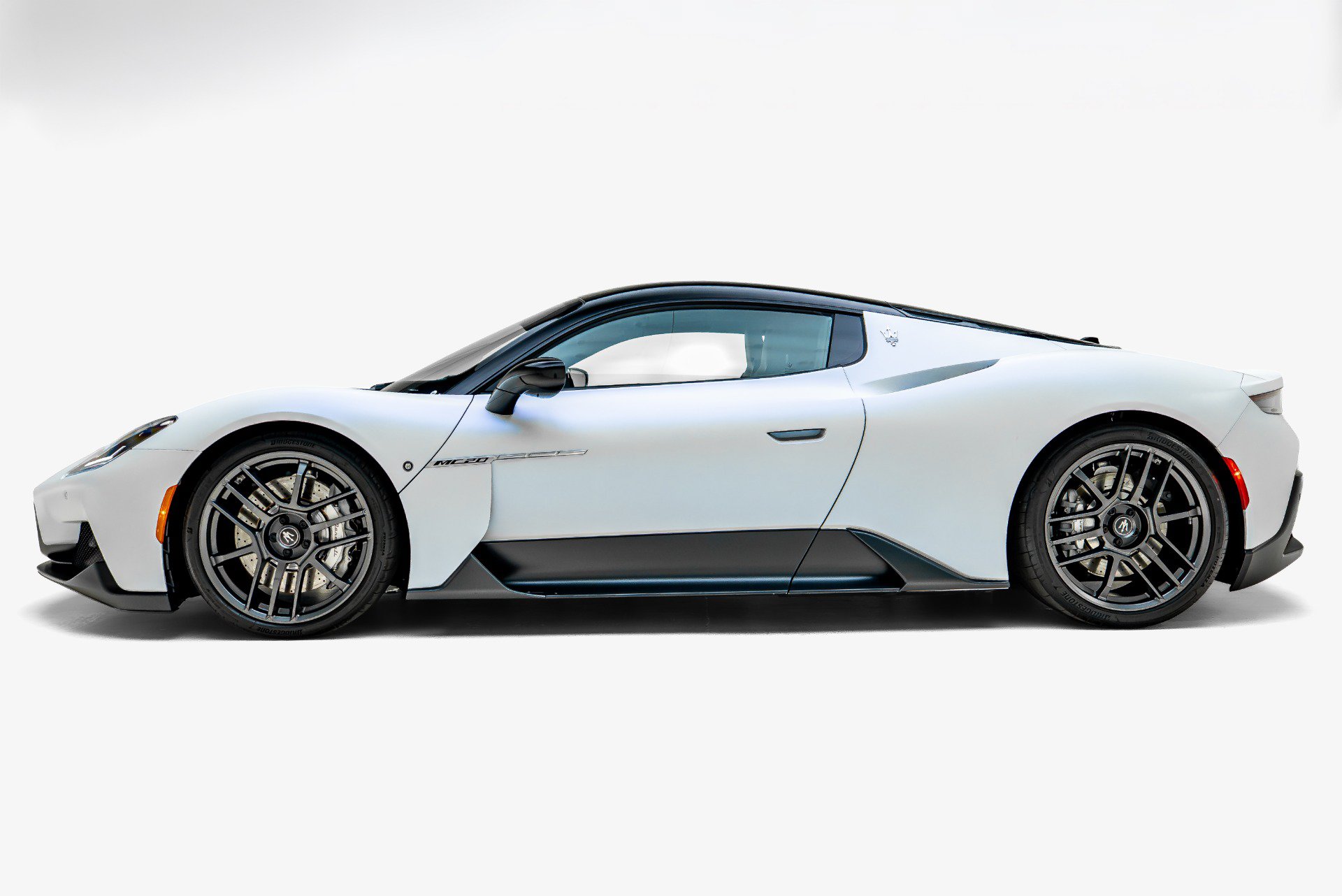 Used 2023 Maserati MC20 Coupe RWD image 6