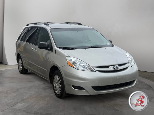 Used 2006 Toyota Sienna CE FWD image 1