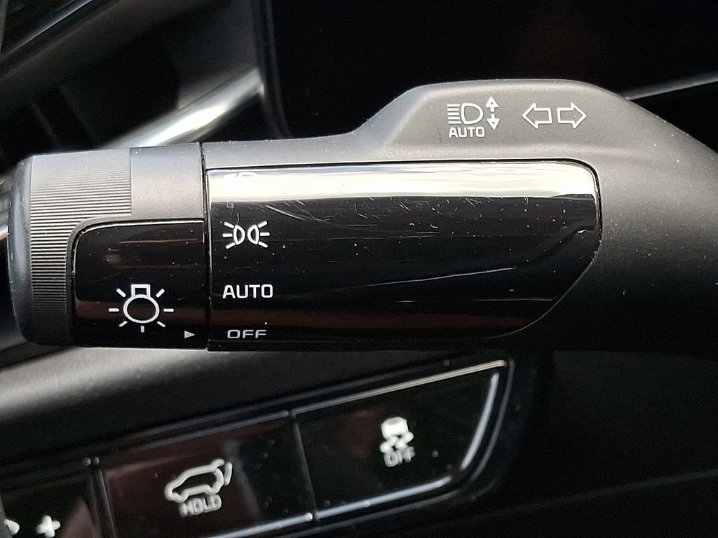 Certified 2023 Kia Niro Wind w/ Wind Preserve Package FWD image 26