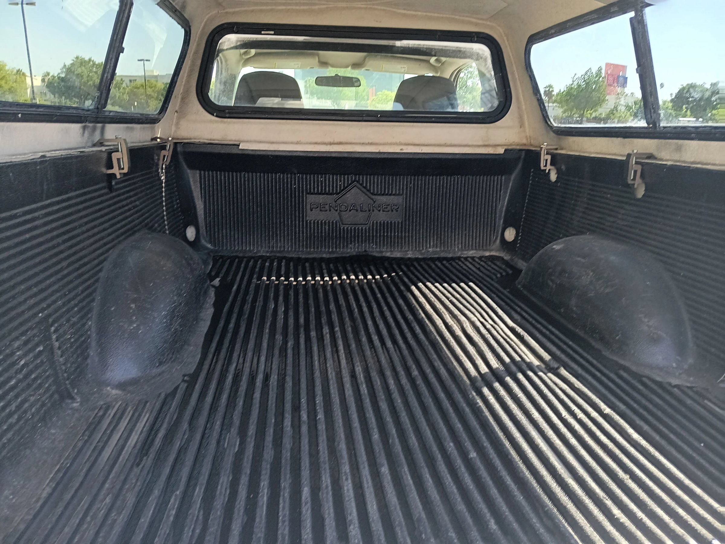 Used 2010 Chevrolet Colorado W/T AWD/4WD image 10