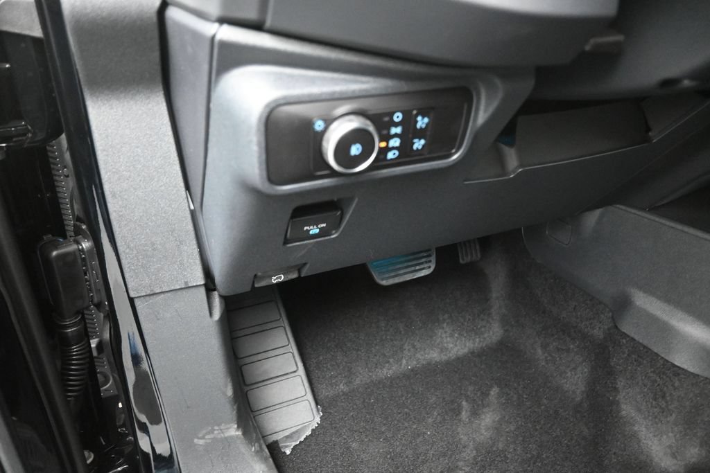 New 2026 Ford Bronco Outer Banks AWD/4WD image 21